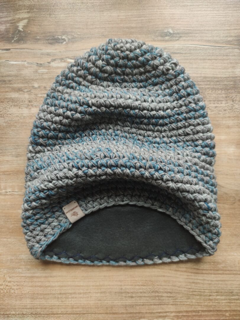 czapka merino handmade